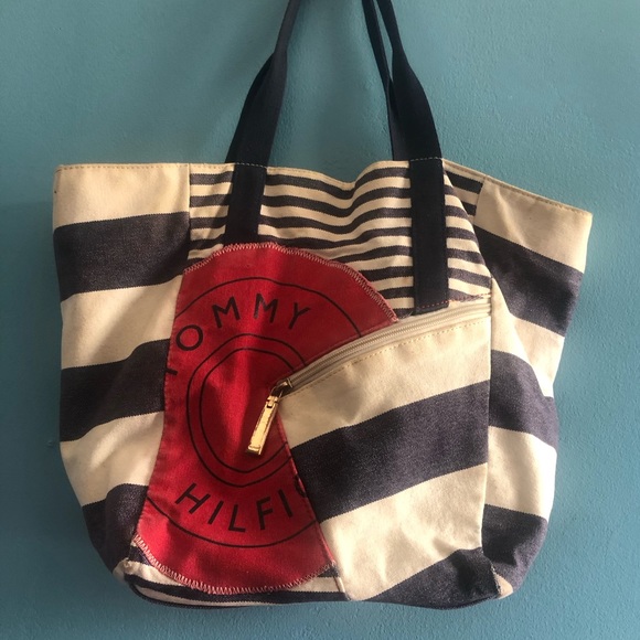 Tommy Hilfiger Handbags - Tommy Hilfiger Shoulder Bag